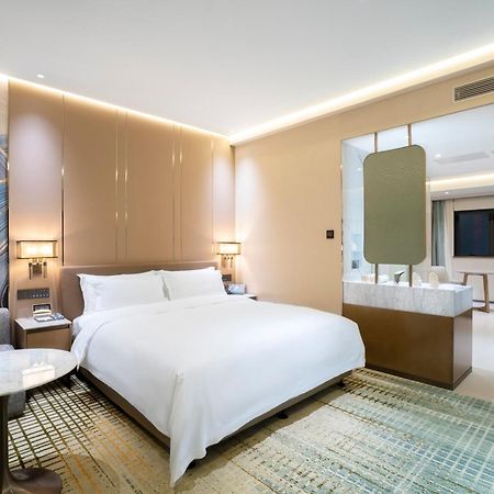 Victoria Hotel Guangzhou Zhujiang New Town Exterior photo