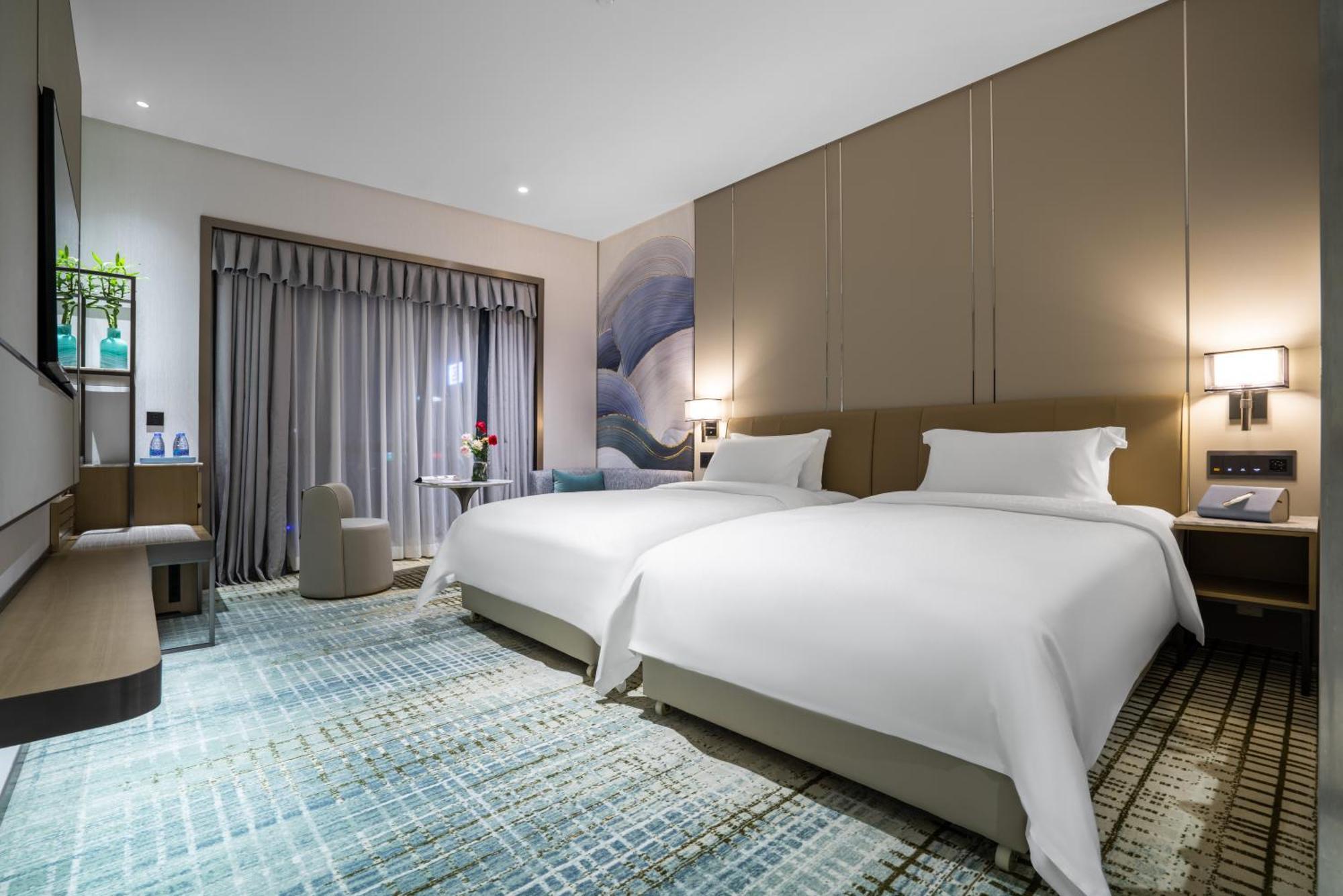 Victoria Hotel Guangzhou Zhujiang New Town Exterior photo