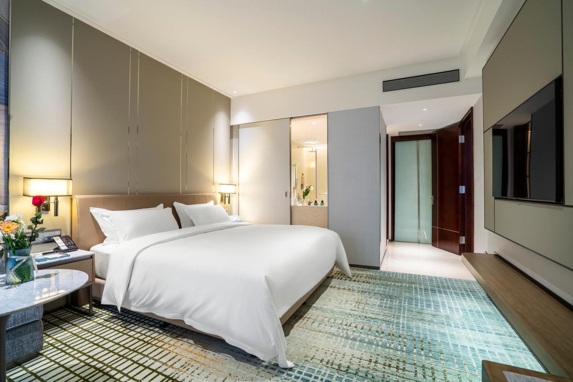 Victoria Hotel Guangzhou Zhujiang New Town Exterior photo
